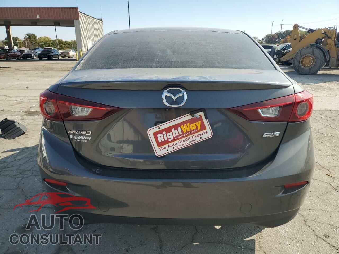 MAZDA 3 2018 - 3MZBN1V3XJM190856