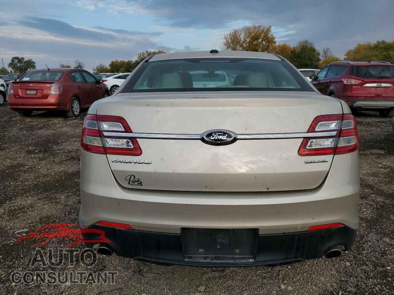 FORD TAURUS 2017 - 1FAHP2D8XHG145324