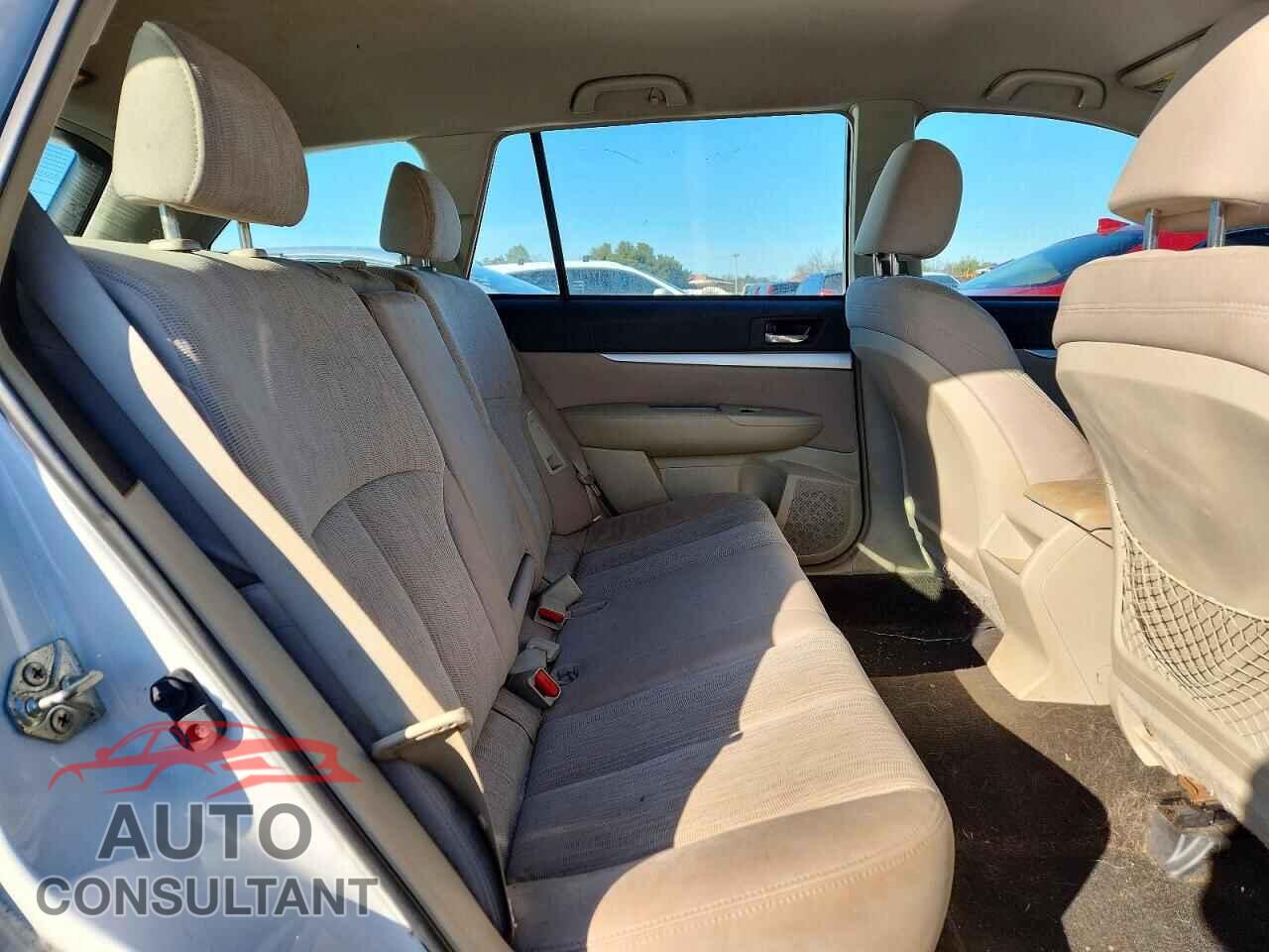 SUBARU OUTBACK 2013 - 4S4BRBAC8D3255367