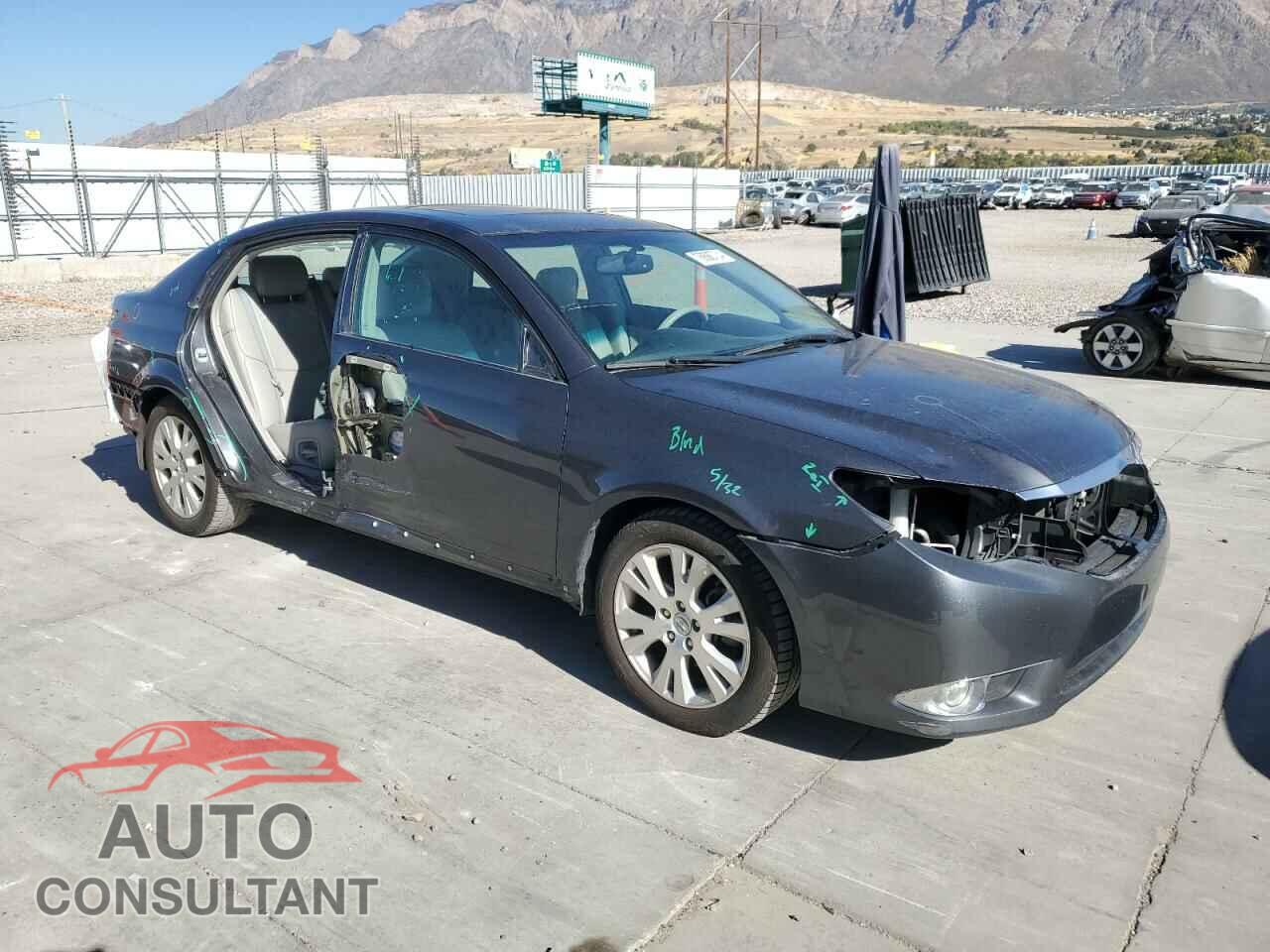 TOYOTA AVALON 2012 - 4T1BK3DB2CU441024