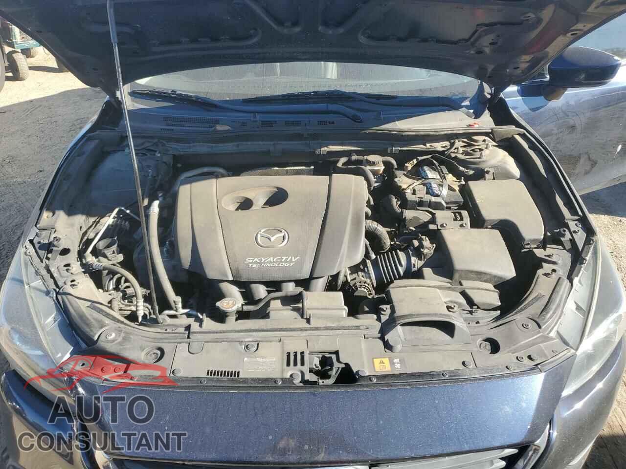 MAZDA 3 2017 - 3MZBN1V73HM152589