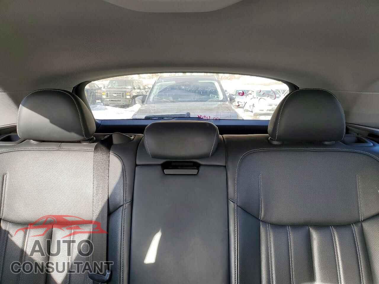 AUDI E-TRON 2019 - WA1VABGE2KB009400