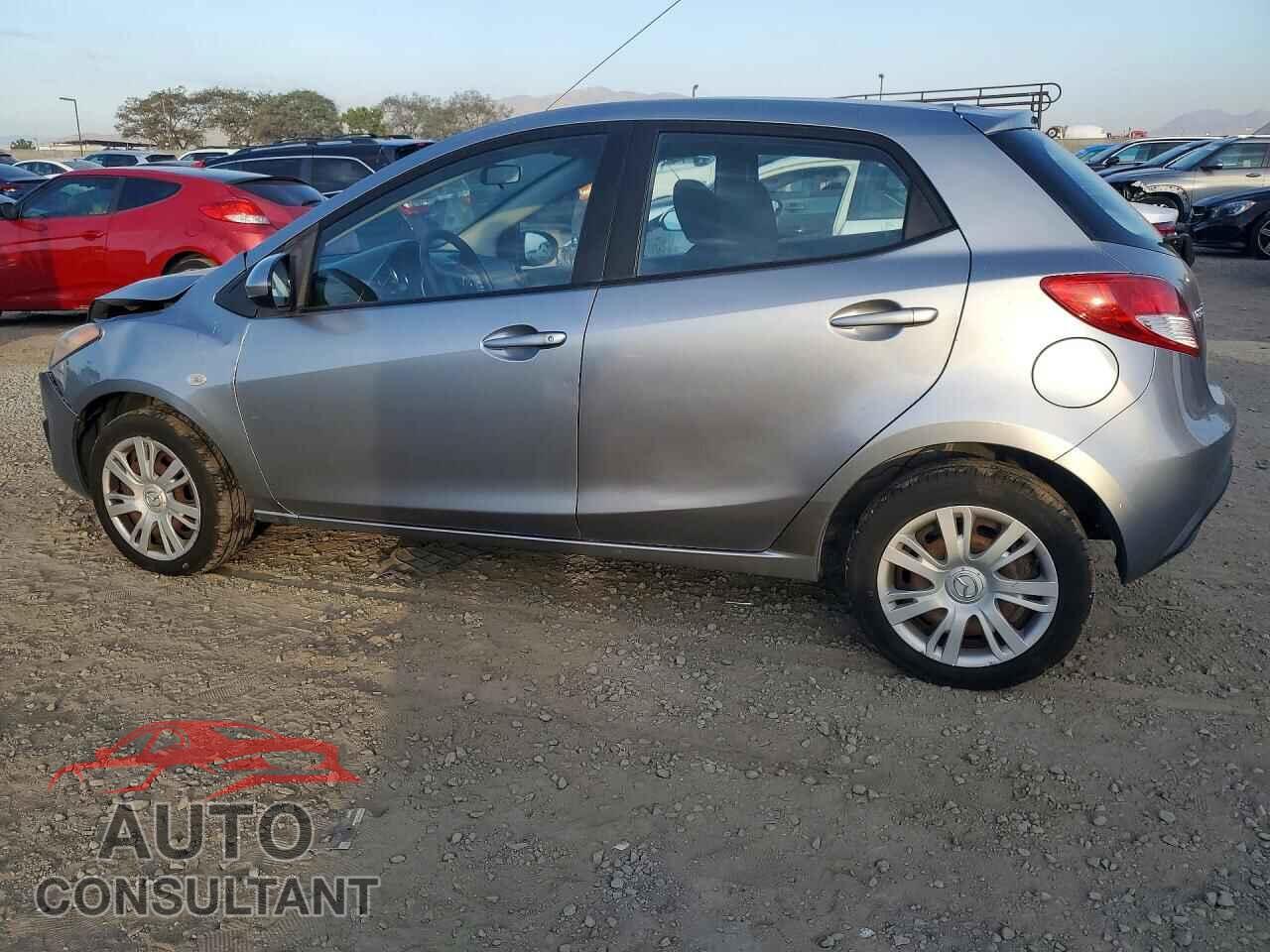 MAZDA 2 2011 - JM1DE1HZ3B0108921