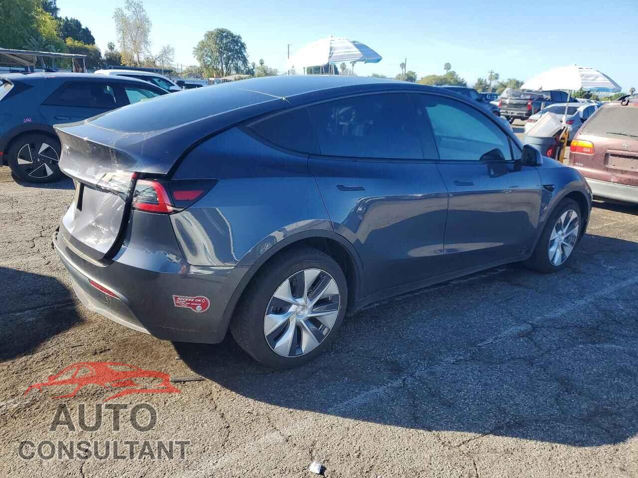TESLA MODEL Y 2023 - 7SAYGDEE5PF875342