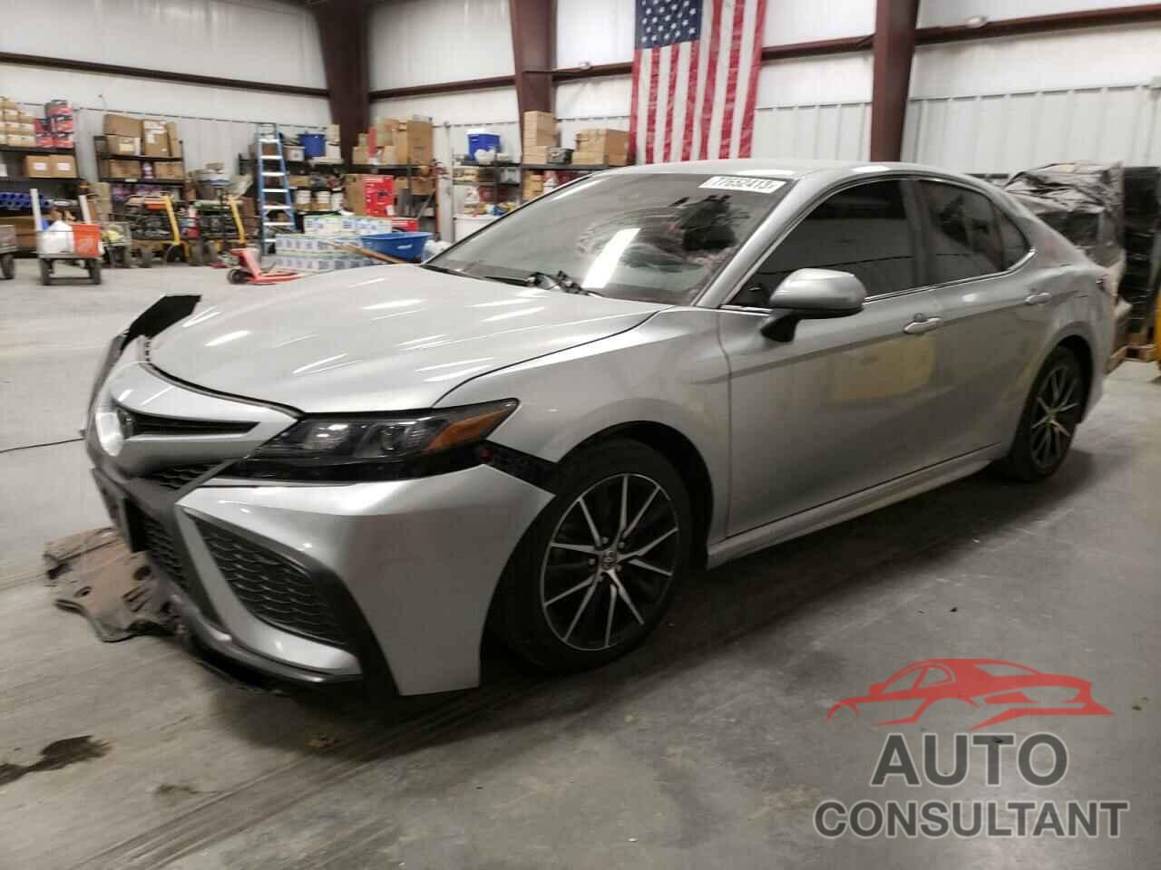TOYOTA CAMRY 2021 - 4T1G11AK3MU429418