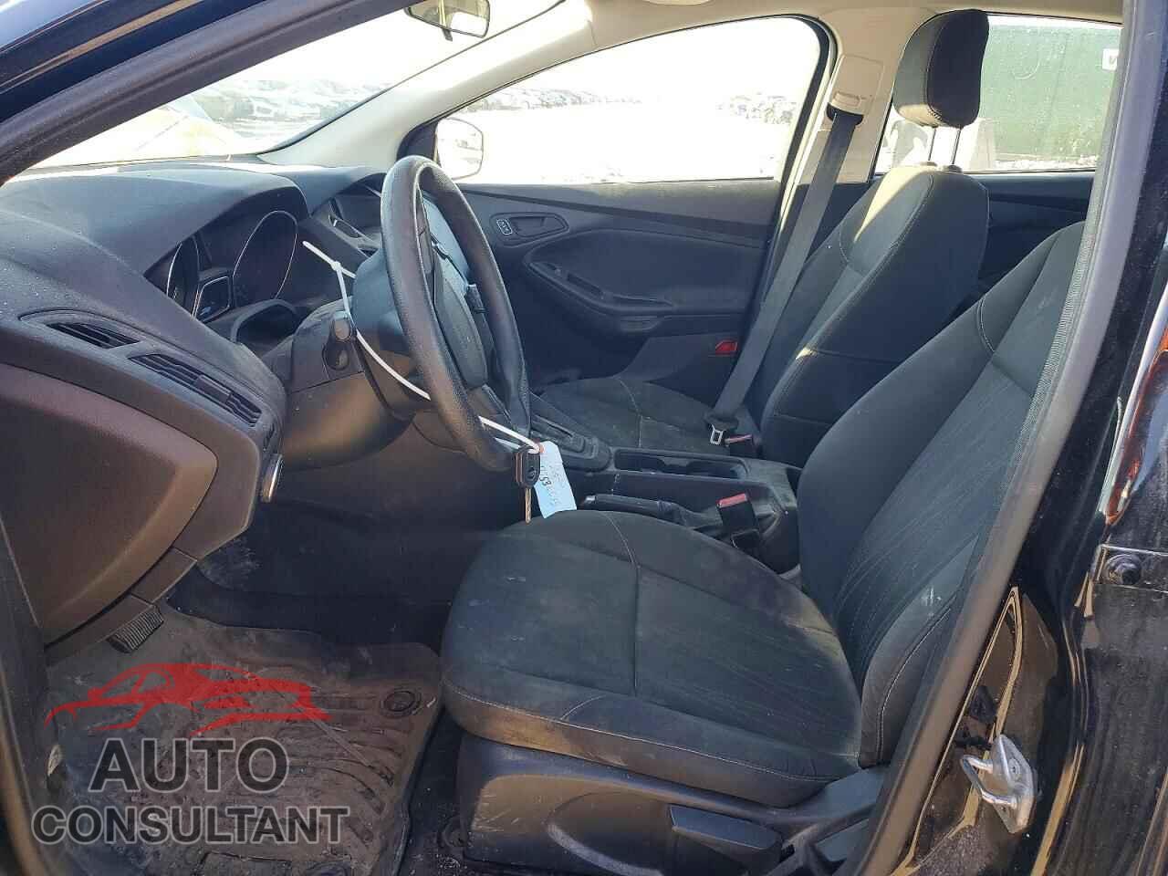 FORD FOCUS 2016 - 1FADP3E28GL377702