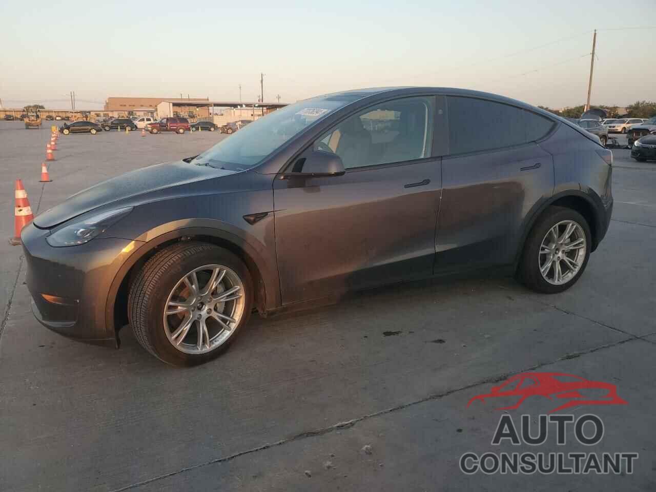 TESLA MODEL Y 2023 - 7SAYGDEE3PA207598