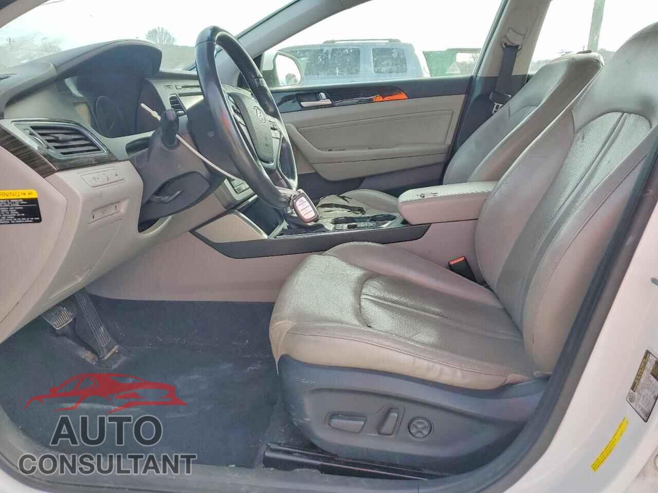 HYUNDAI SONATA 2017 - KMHE54L21HA043632