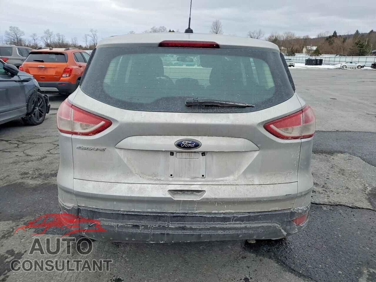 FORD ESCAPE 2013 - 1FMCU0F74DUC69019