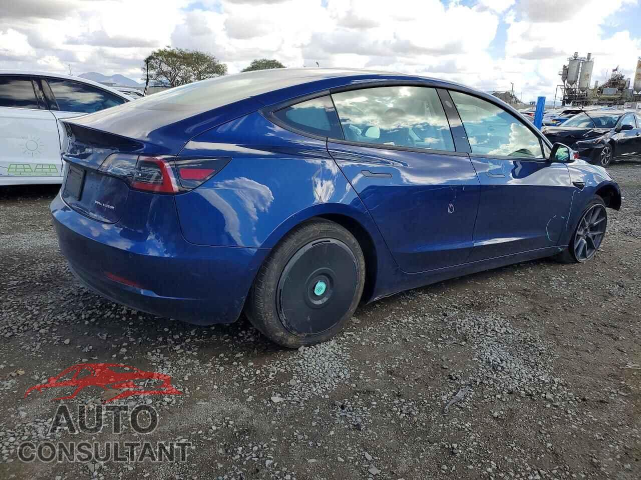 TESLA MODEL 3 2021 - 5YJ3E1EB1MF878431