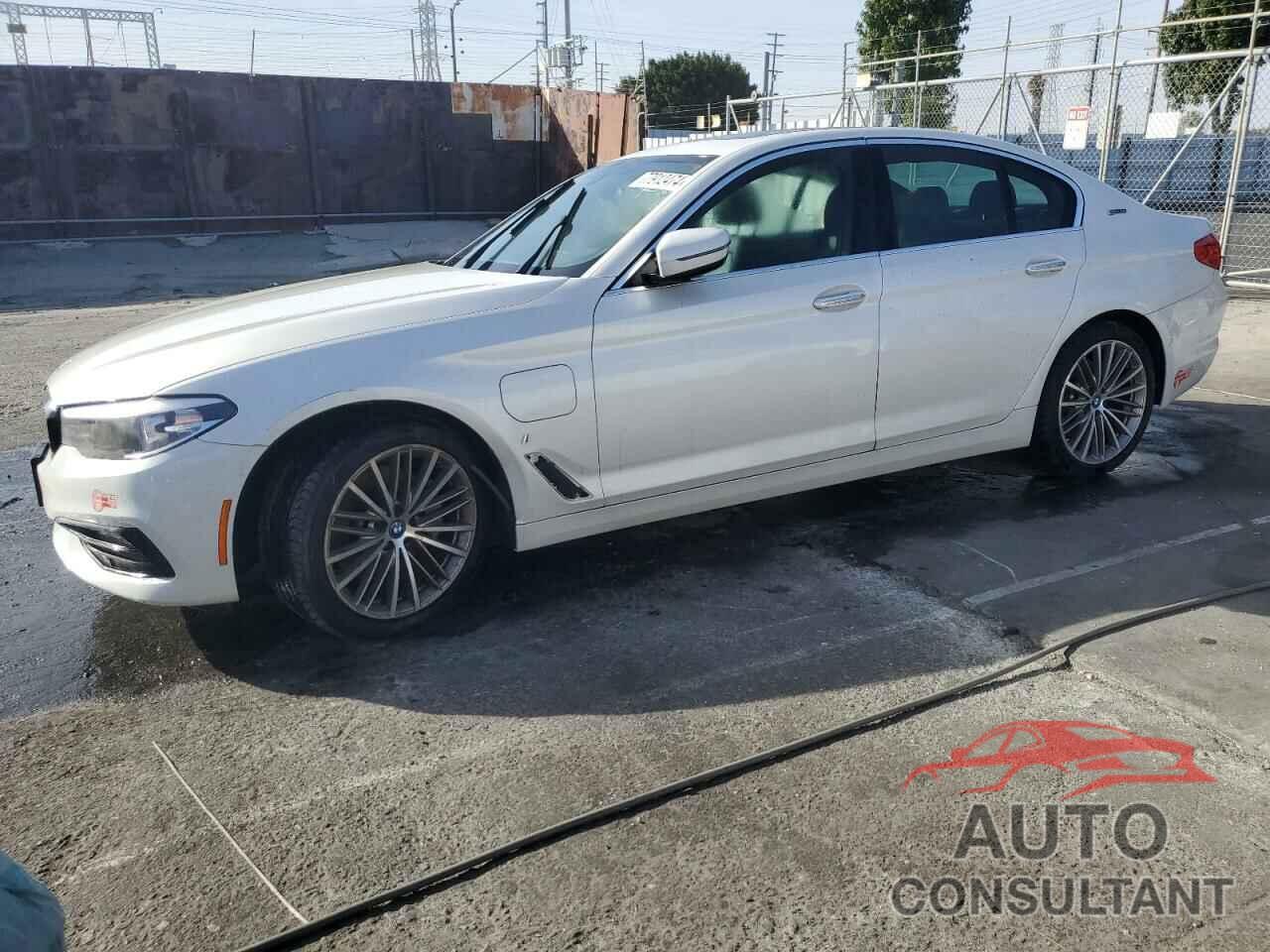 BMW 5 SERIES 2018 - WBAJA9C50JB033077