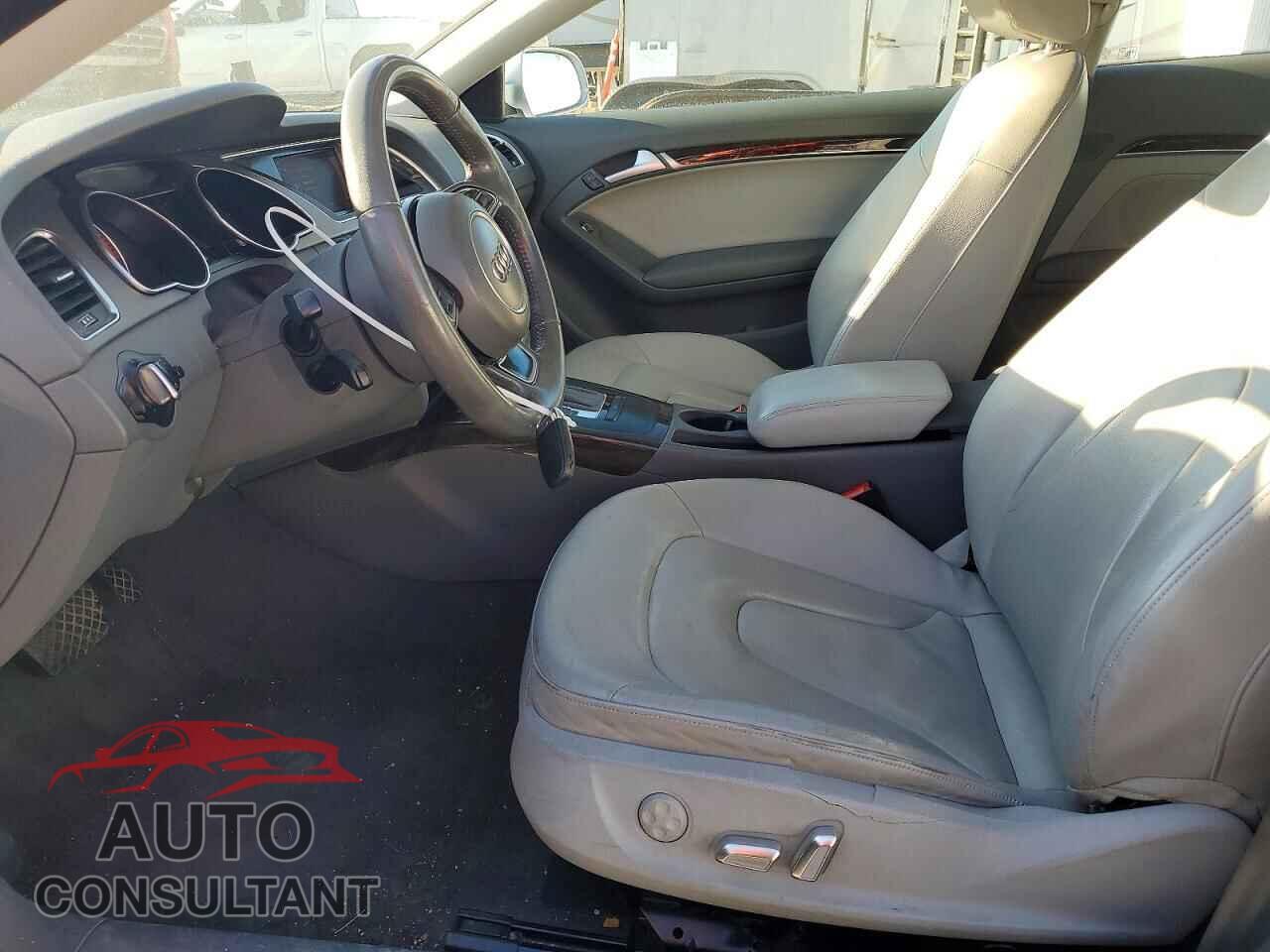 AUDI A5 2013 - WAULFAFR3DA060570