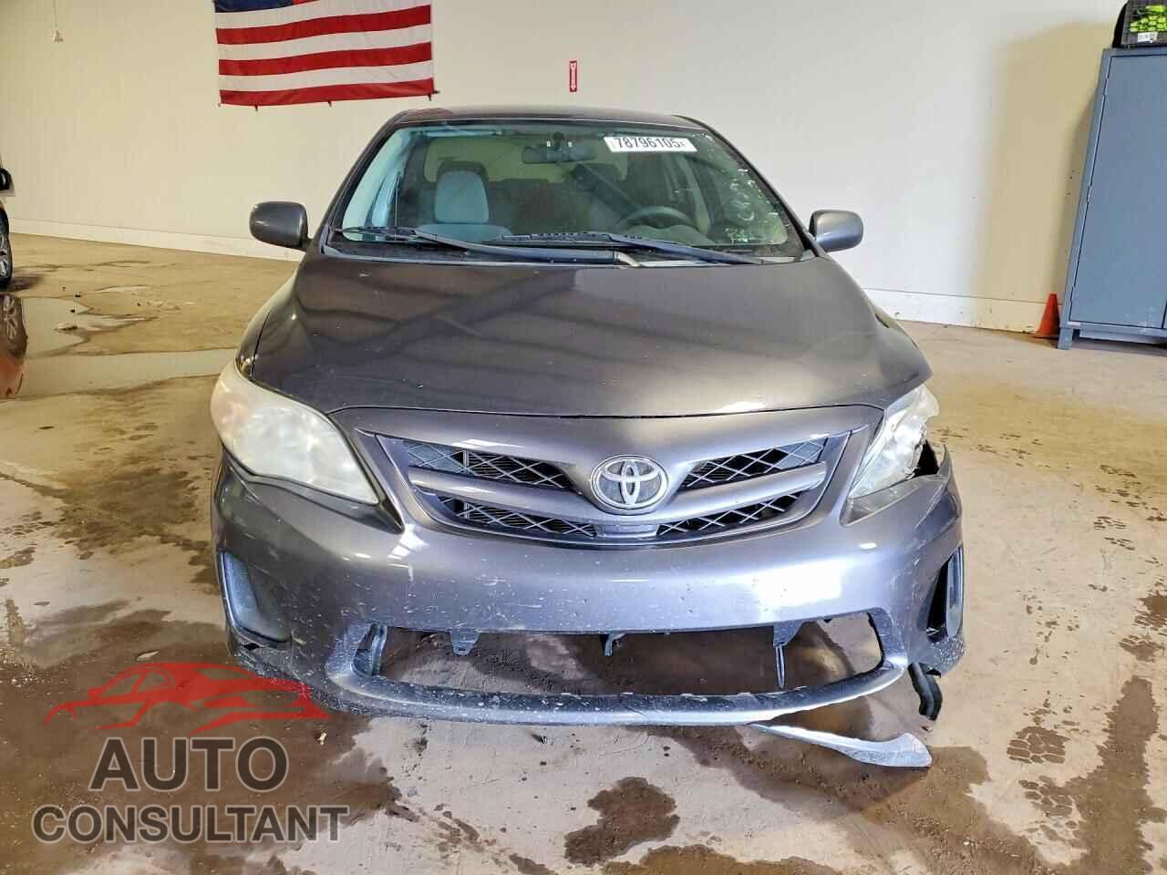 TOYOTA COROLLA 2011 - 2T1BU4EEXBC752760