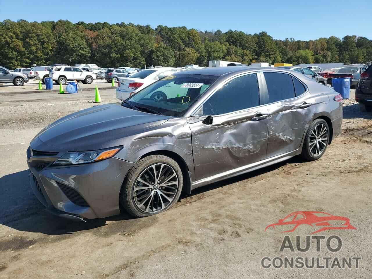 TOYOTA CAMRY 2018 - 4T1B11HK2JU659687