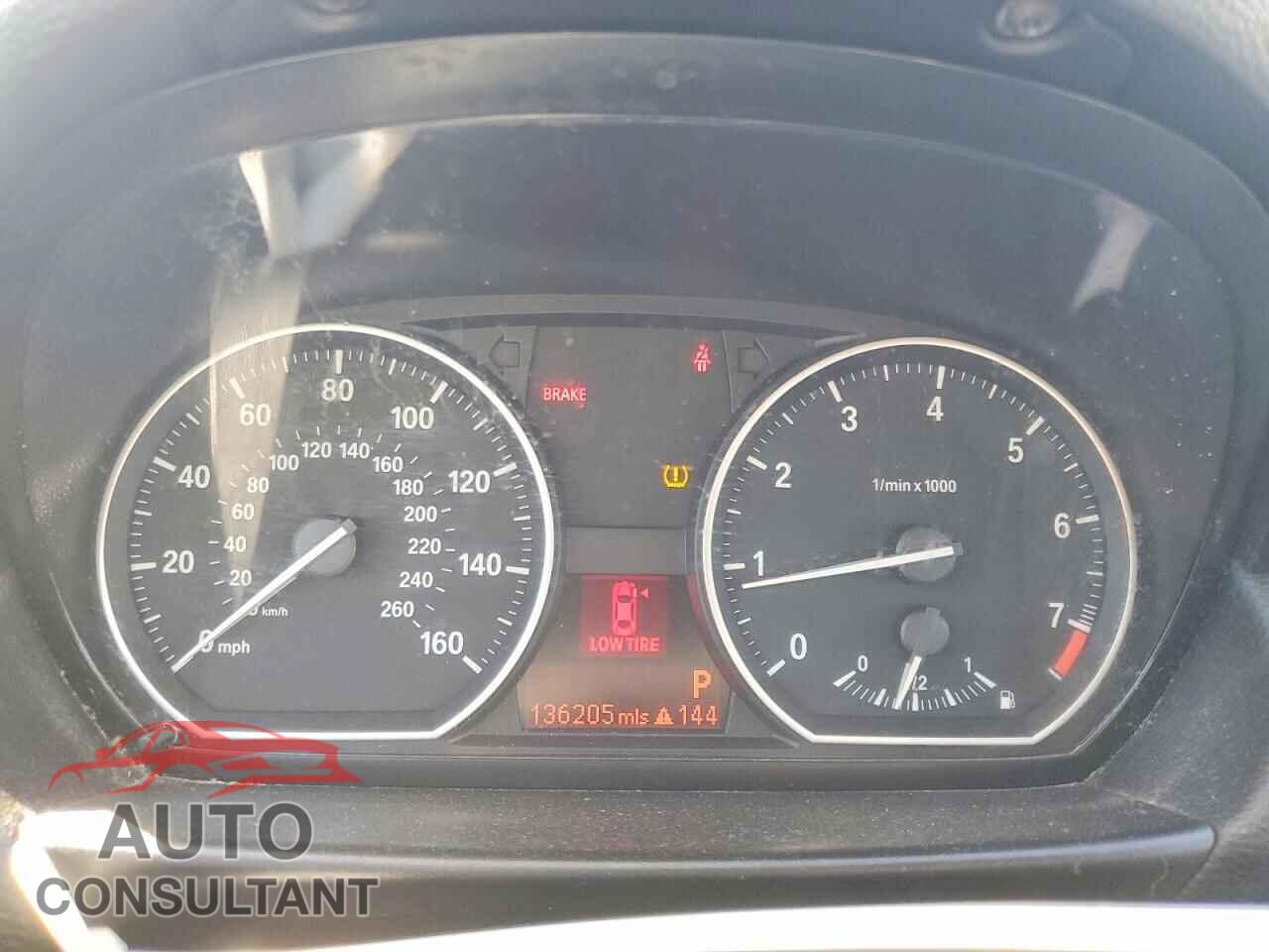 BMW 1 SERIES 2013 - WBAUP9C56DVS95068