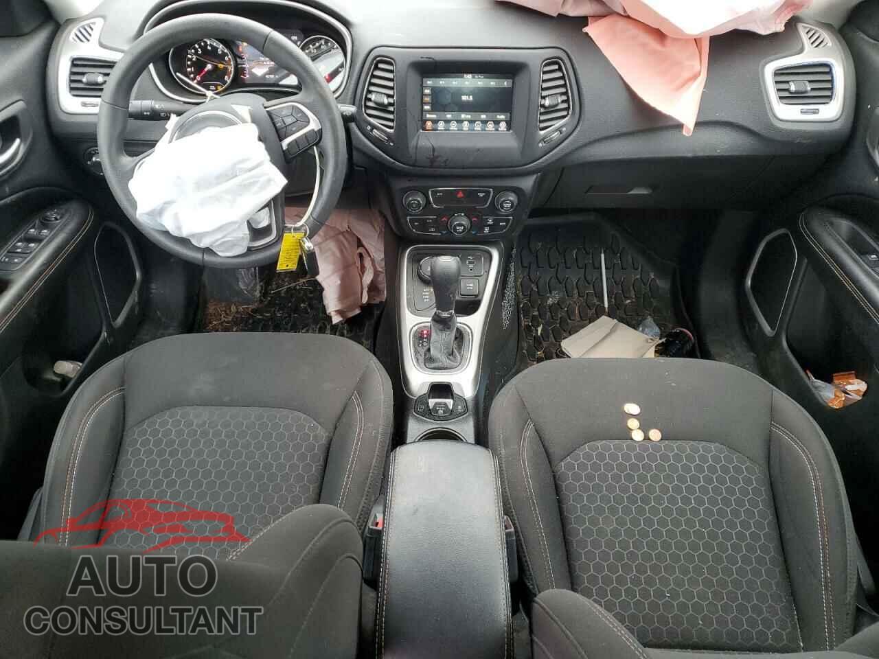 JEEP COMPASS 2020 - 3C4NJDAB8LT131906