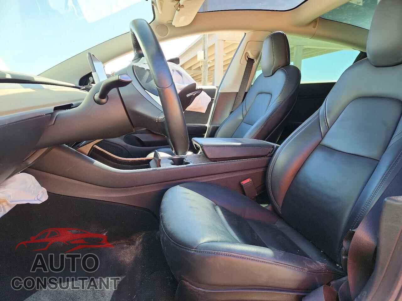 TESLA MODEL 3 2019 - 5YJ3E1EA0KF412915