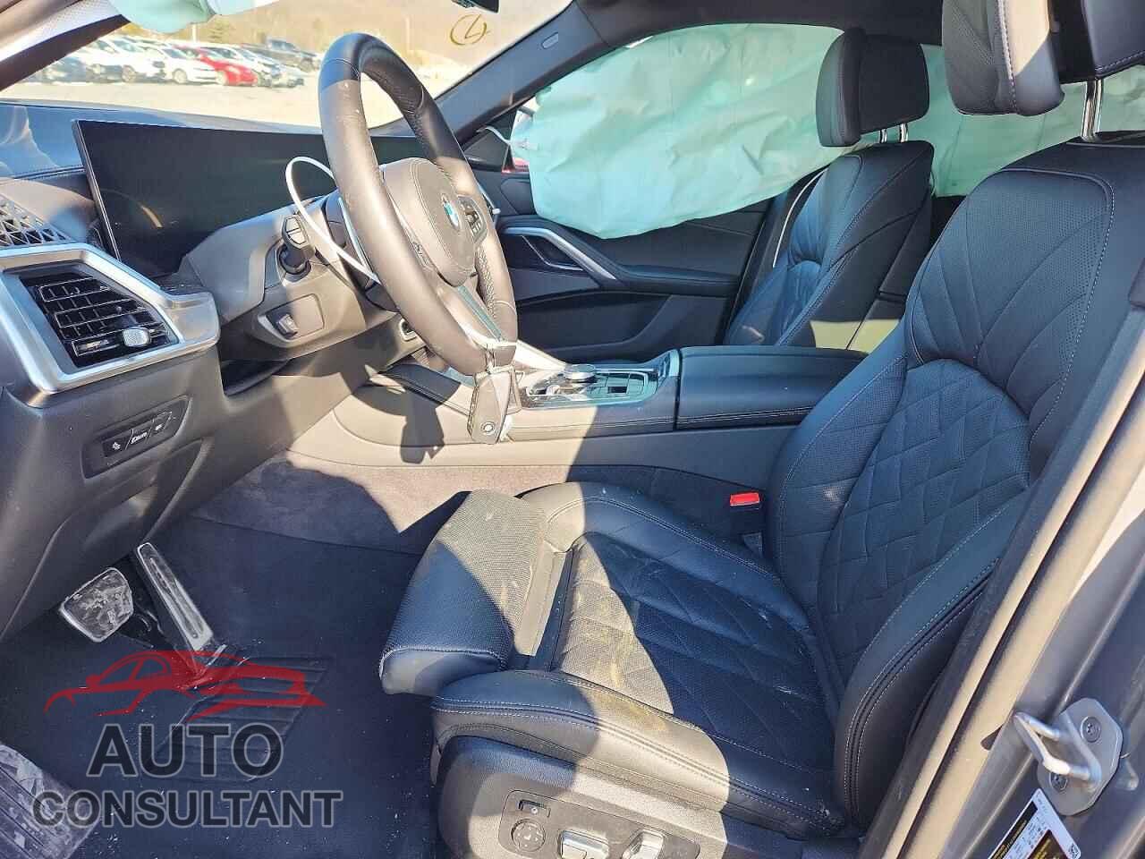 BMW X6 2026 - 5UX33EX0XT9134357