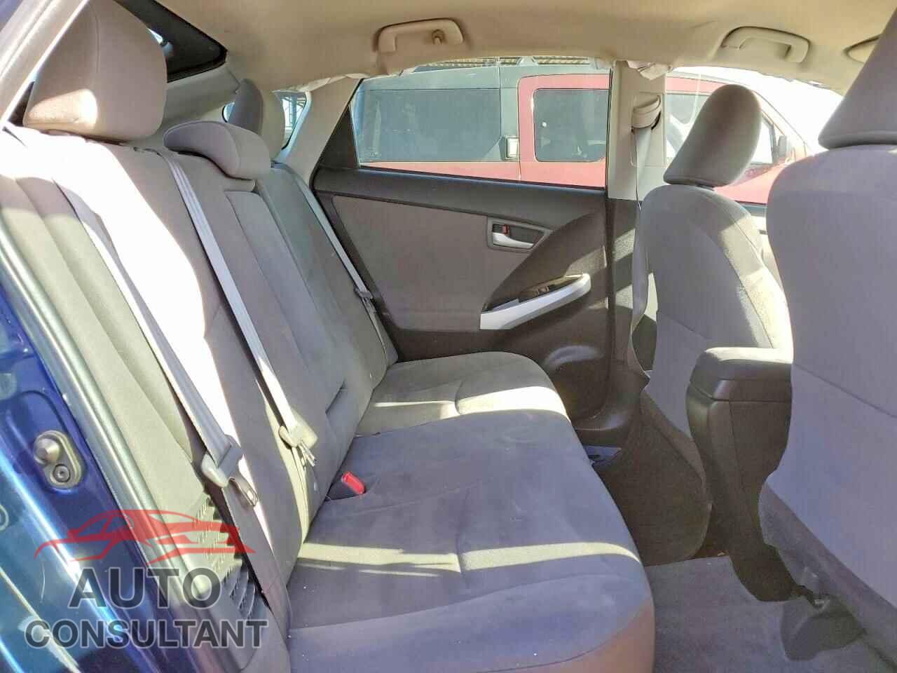 TOYOTA PRIUS 2014 - JTDKN3DUXE0380772