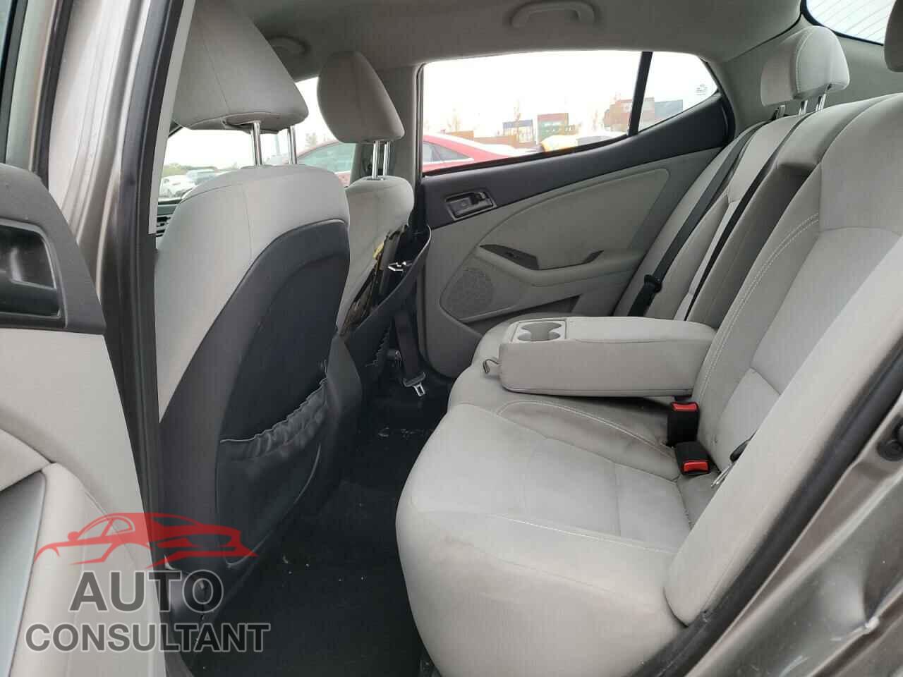 KIA OPTIMA 2013 - 5XXGM4A79DG101810