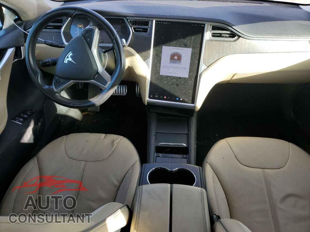 TESLA MODEL S 2013 - 5YJSA1DP6DFP16184