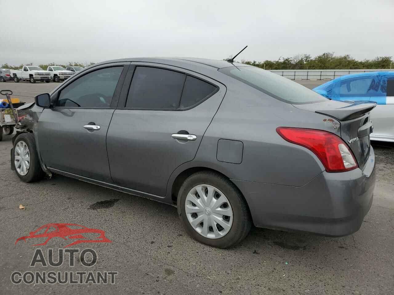 NISSAN VERSA 2017 - 3N1CN7AP3HL855411