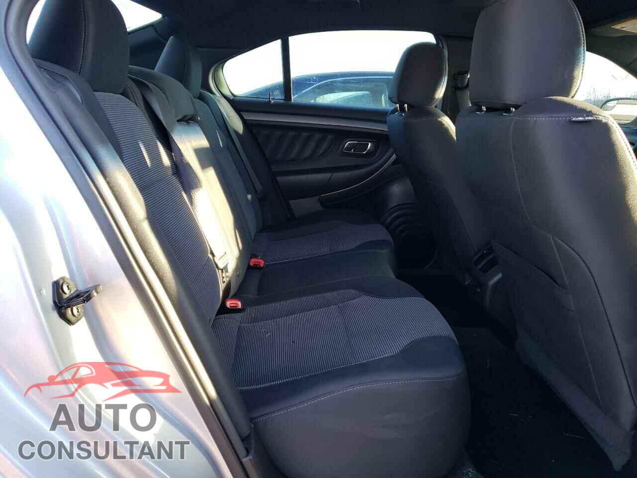 FORD TAURUS 2015 - 1FAHP2E87FG206687