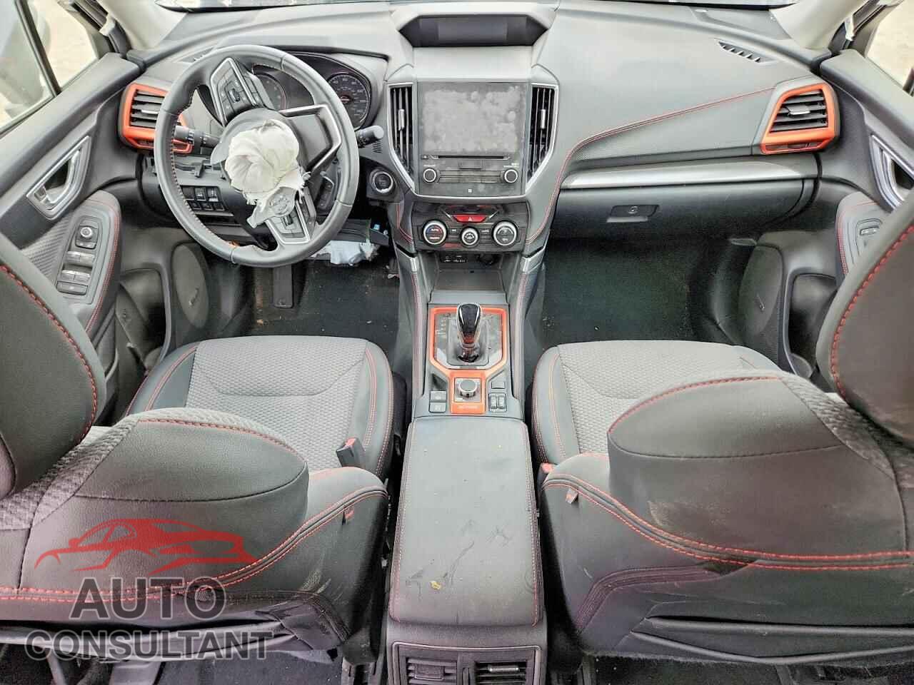 SUBARU FORESTER 2019 - JF2SKAPC7KH574867