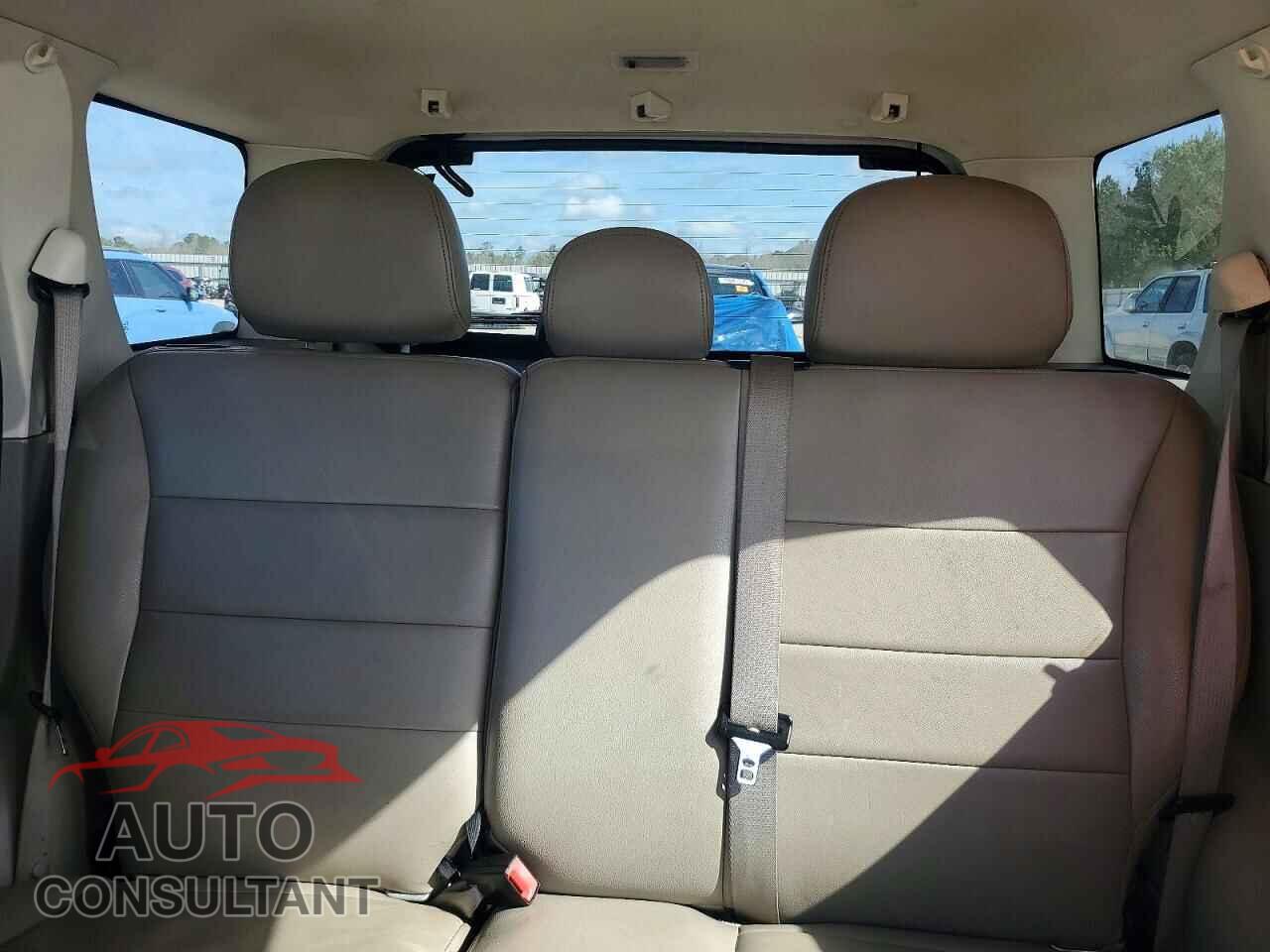 FORD ESCAPE 2010 - 1FMCU0D70AKD04861