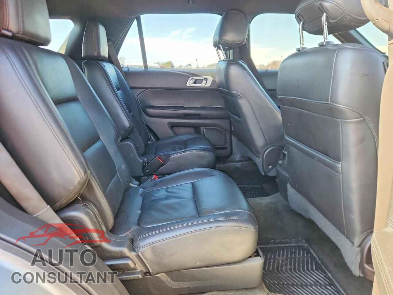 FORD EXPLORER 2015 - 1FM5K8D89FGB70447