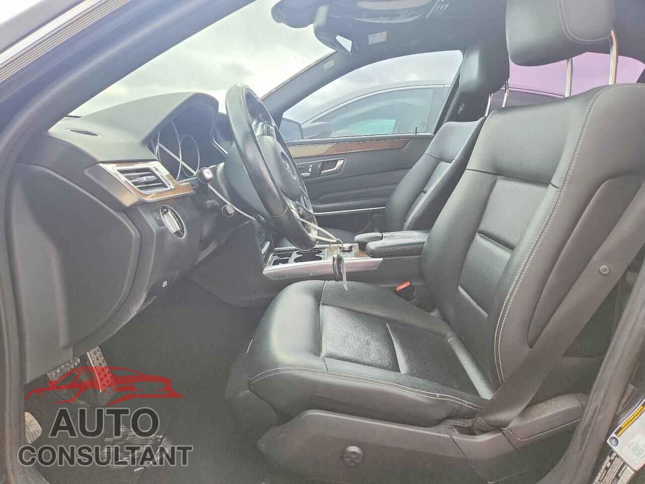 MERCEDES-BENZ E 2015 - WDDHF5KB8FB123531