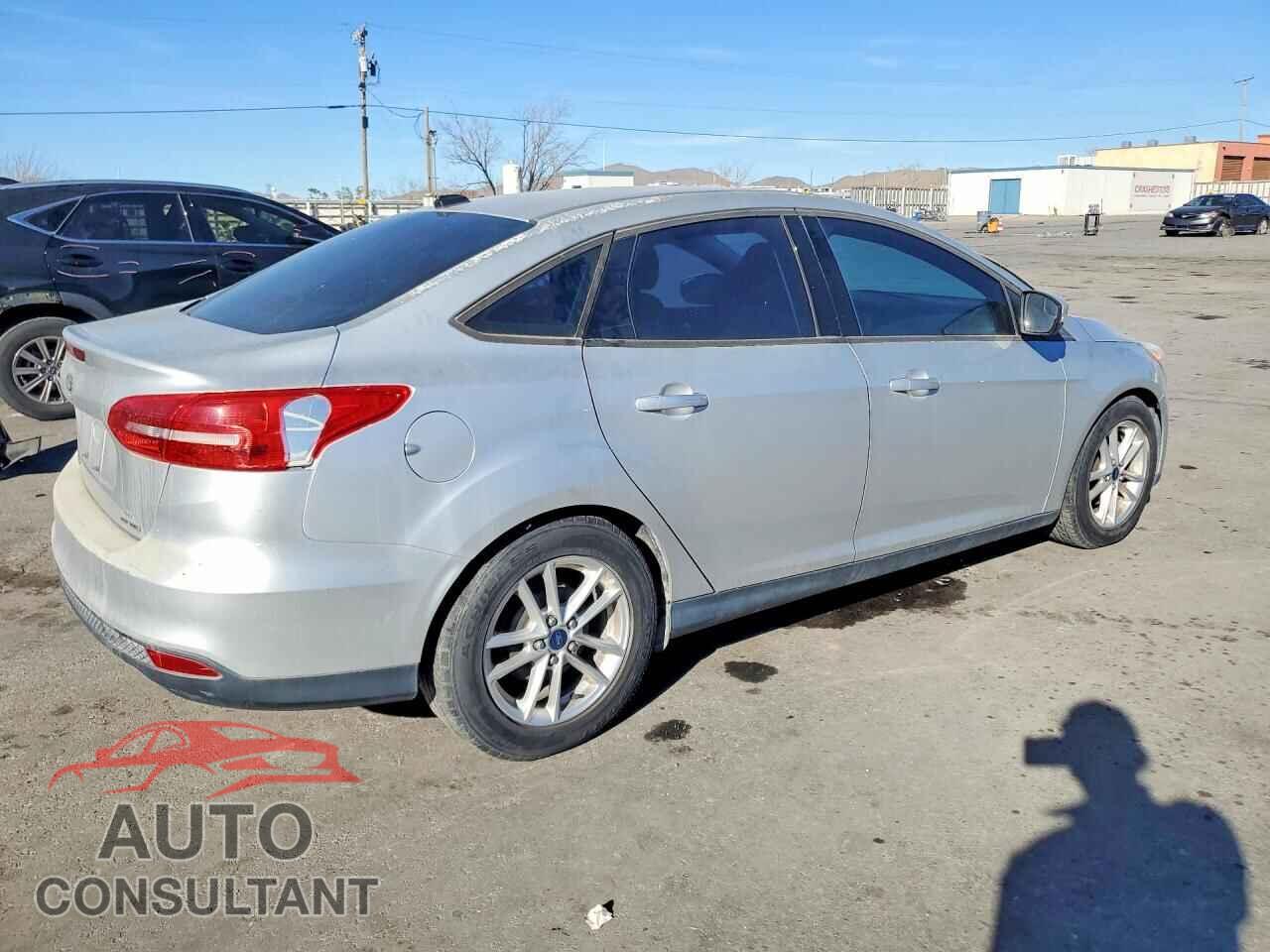 FORD FOCUS 2015 - 1FADP3F25FL384801