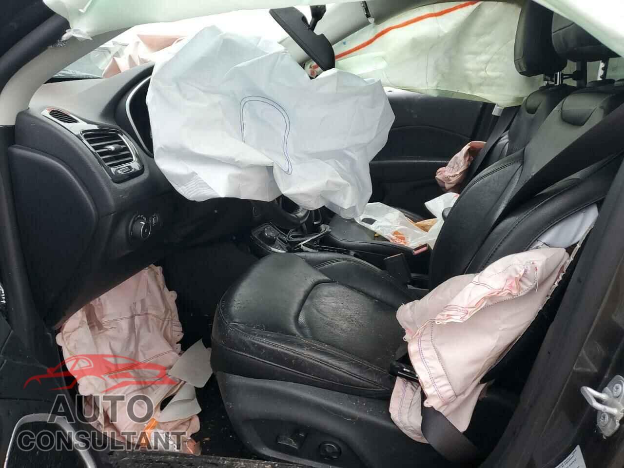 JEEP COMPASS 2017 - 3C4NJDCB7HT629261