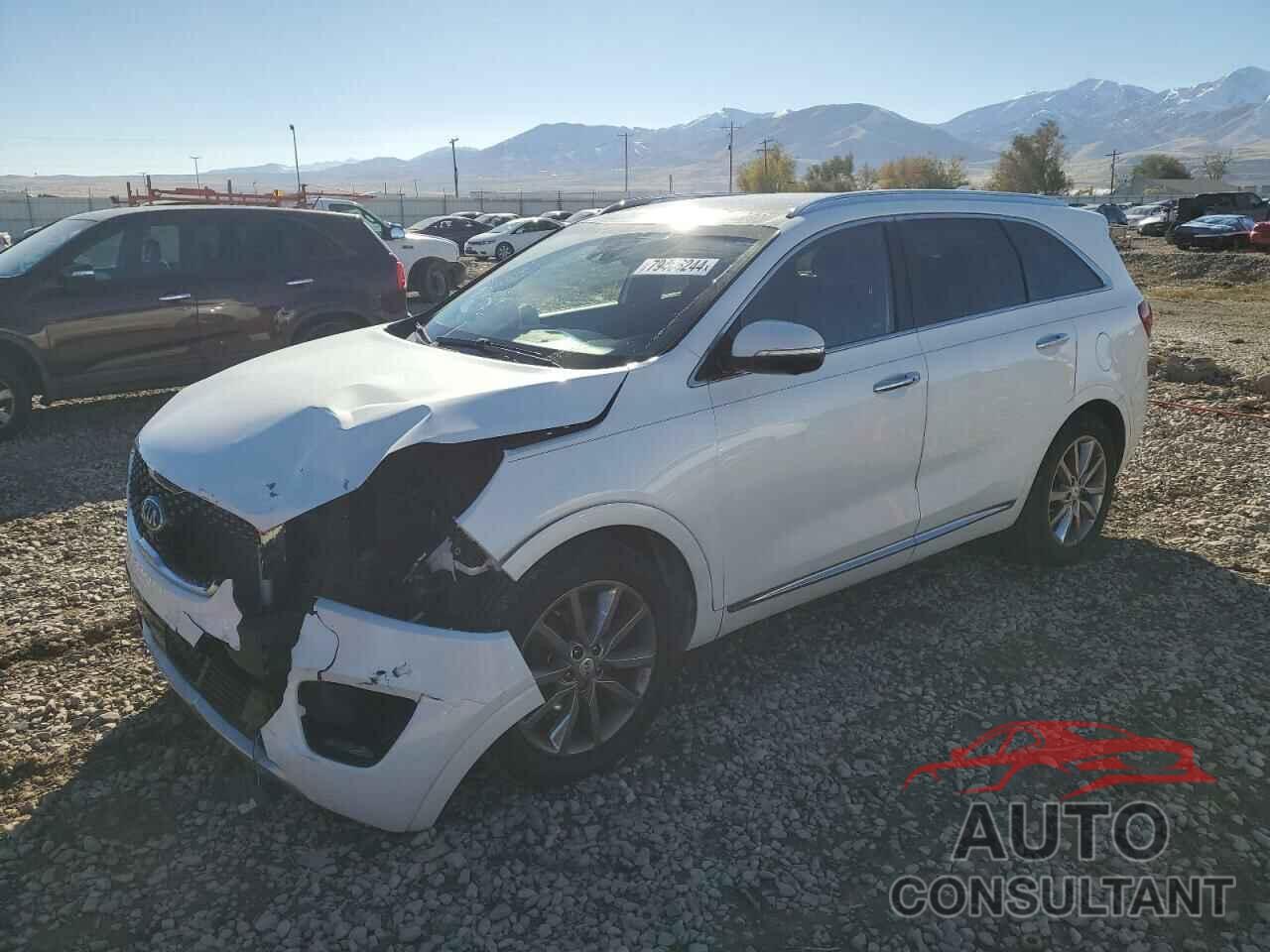 KIA SORENTO 2017 - 5XYPK4A58HG235181