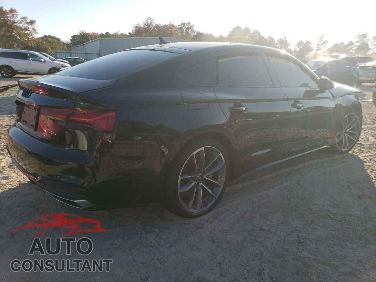 AUDI A5 2024 - WAUDACF51RA090105