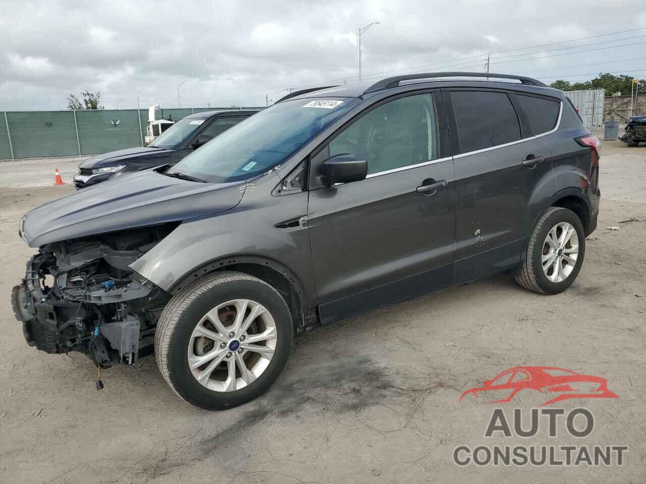 FORD ESCAPE 2018 - 1FMCU0GD3JUB36347