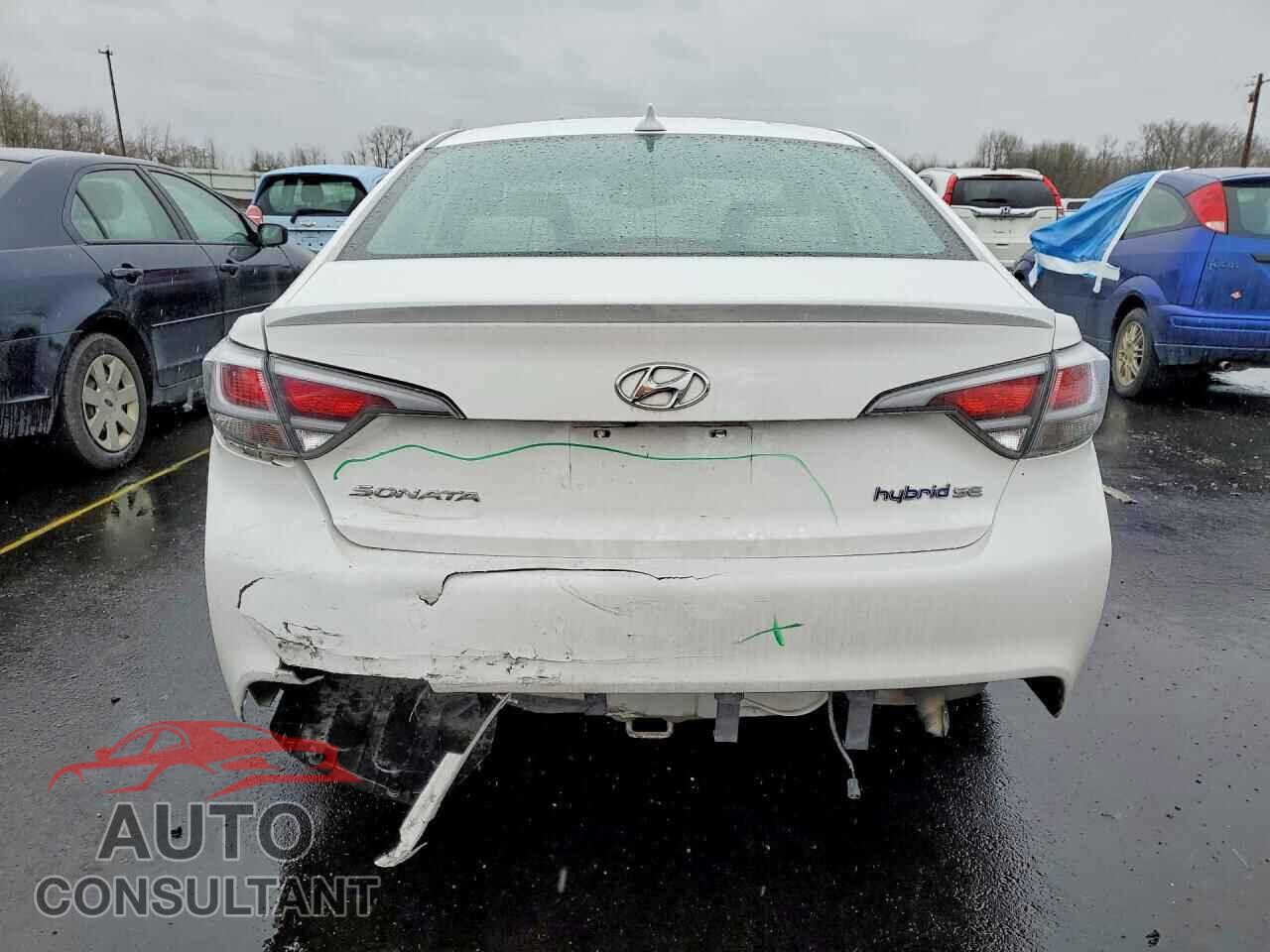 HYUNDAI SONATA 2017 - KMHE24L11HA059443
