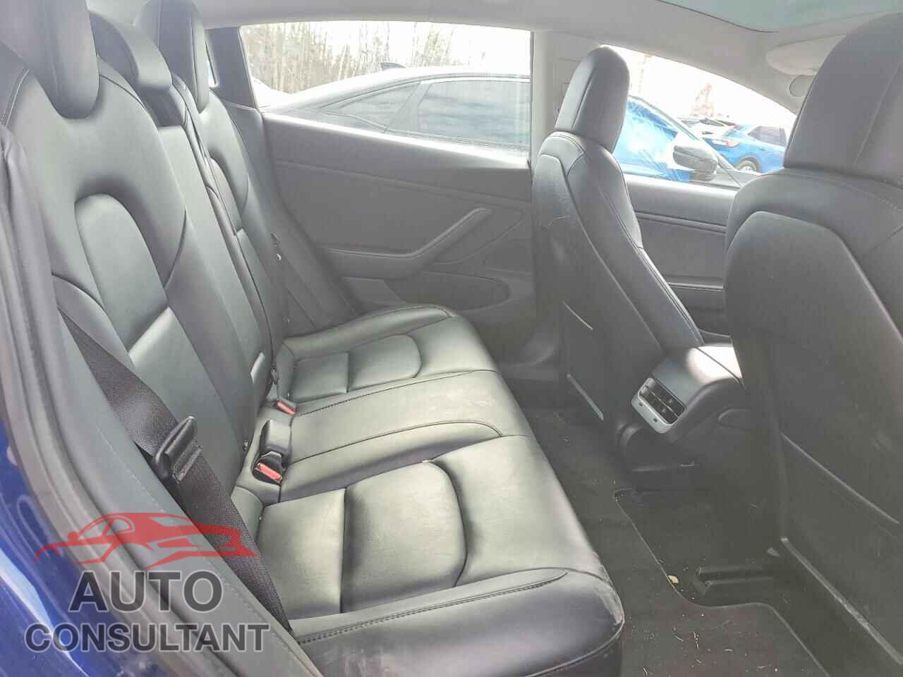 TESLA MODEL 3 2018 - 5YJ3E1EB0JF127087