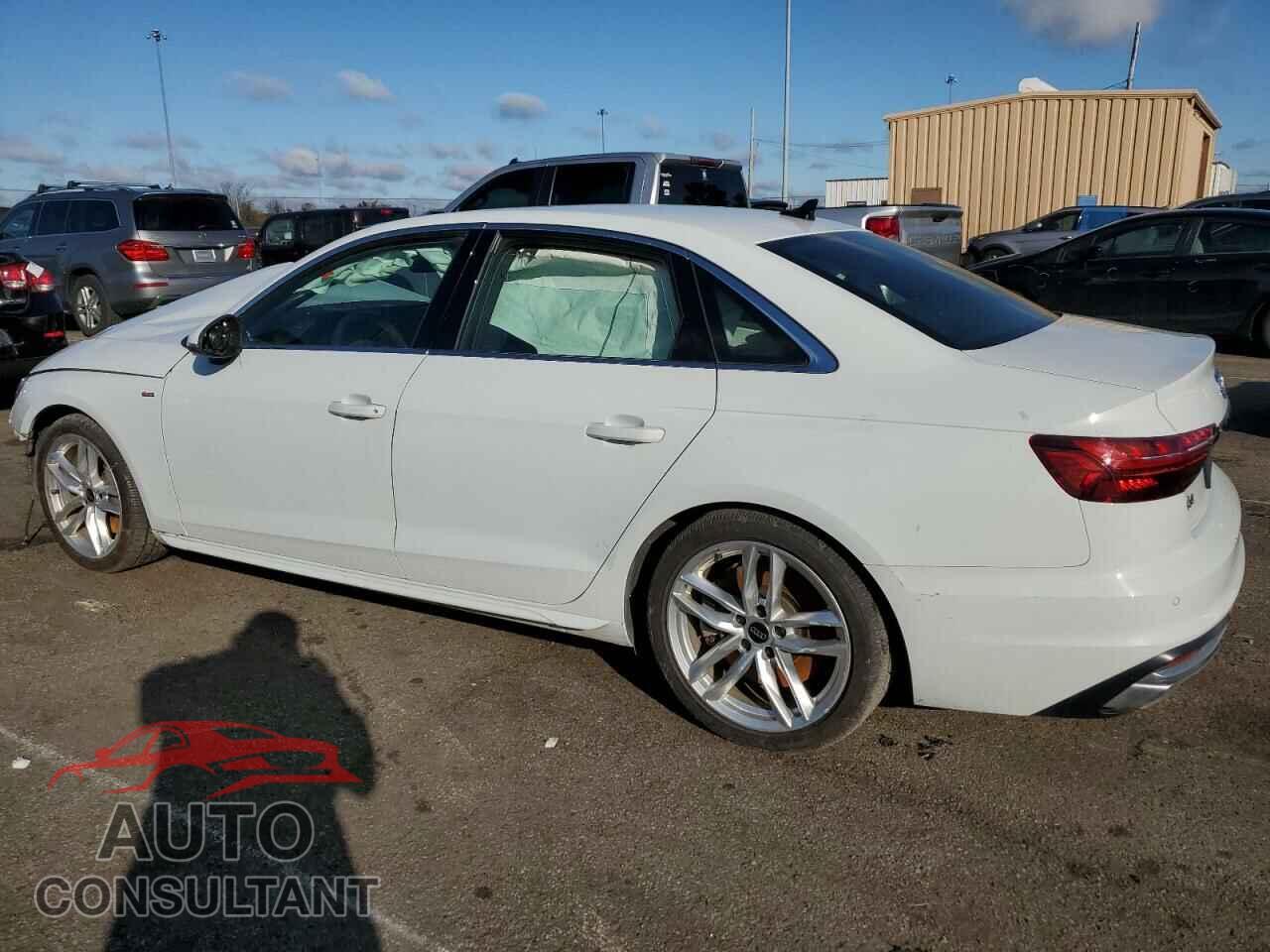 AUDI A4 2023 - WAUEAAF47PN009372