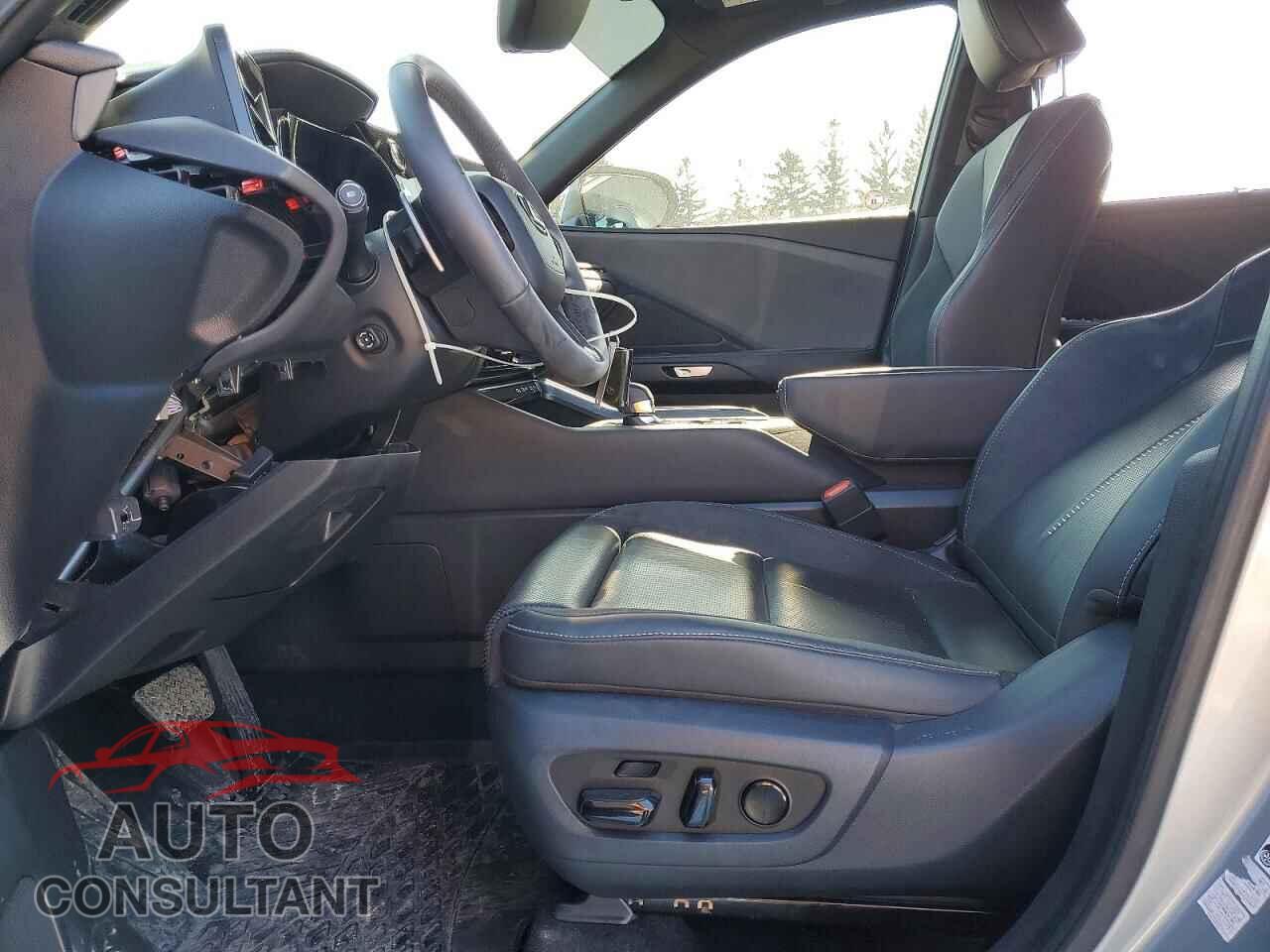 LEXUS UNKNOWN 2024 - 5TDAAAB69RS002087
