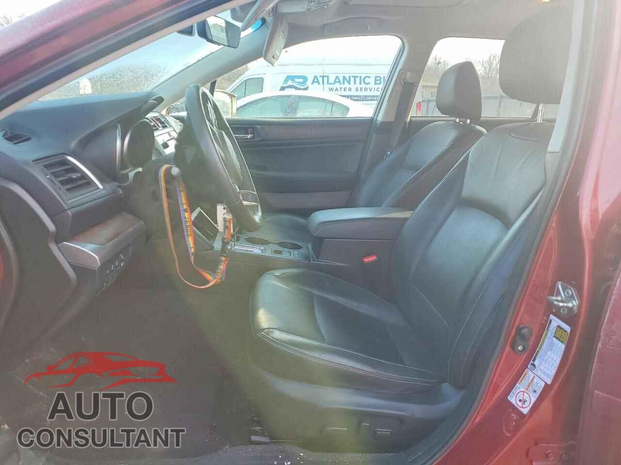 SUBARU OUTBACK 2017 - 4S4BSENC5H3317927