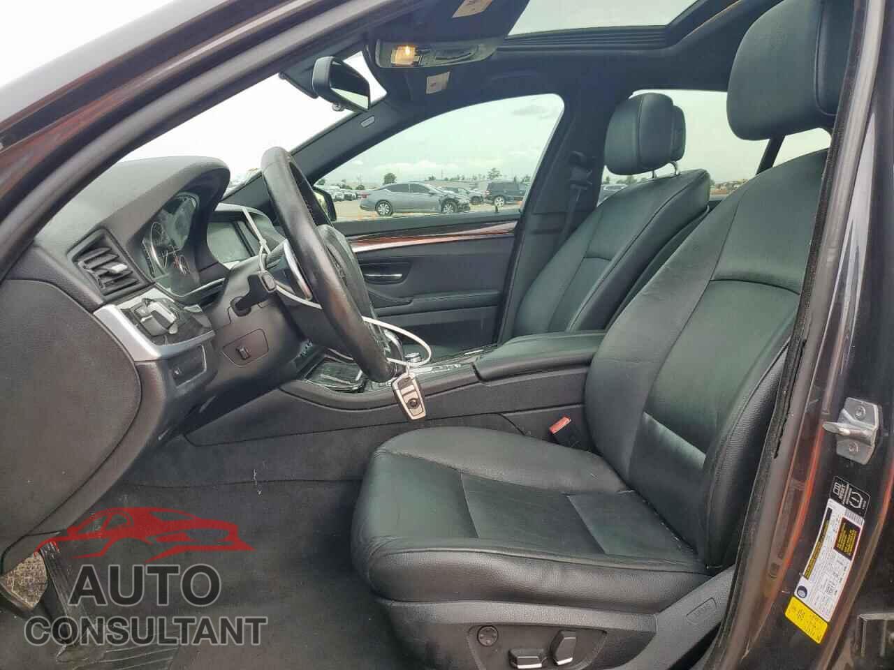 BMW 5 SERIES 2013 - WBAFR7C5XDC825156