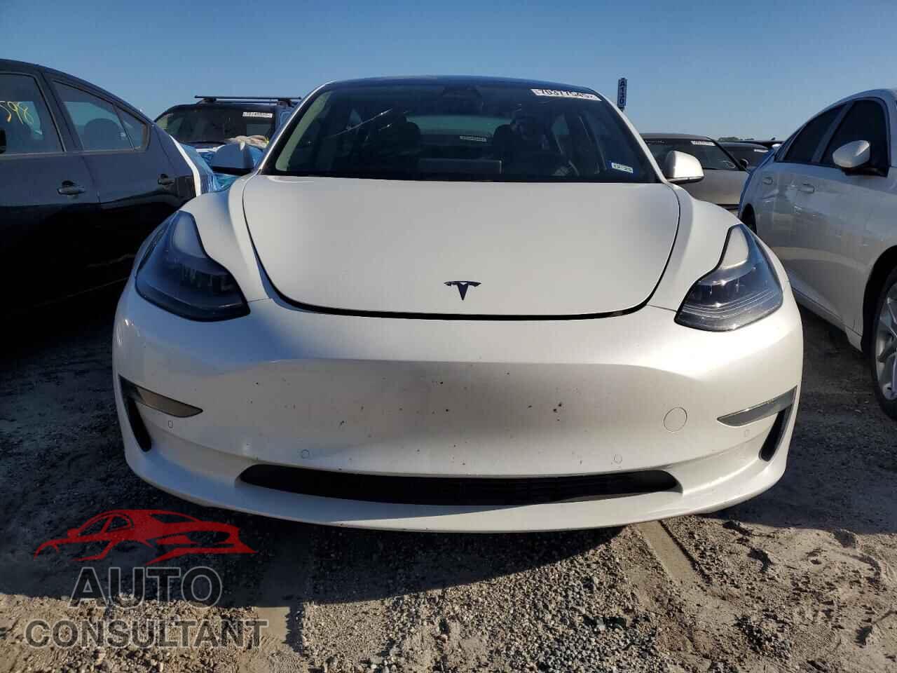 TESLA MODEL 3 2021 - 5YJ3E1EAXMF045573