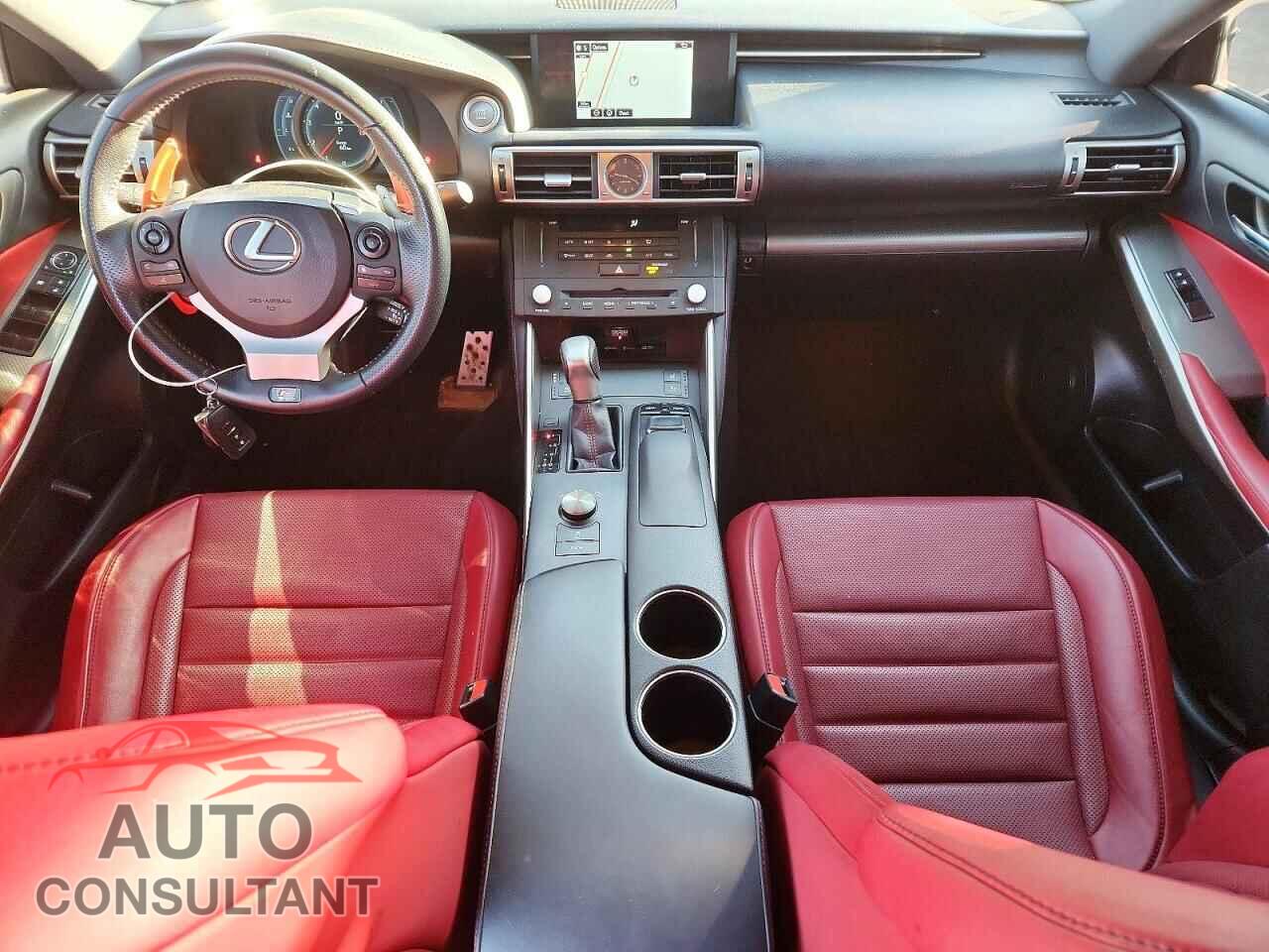 LEXUS IS 2015 - JTHCE1D29F5010097