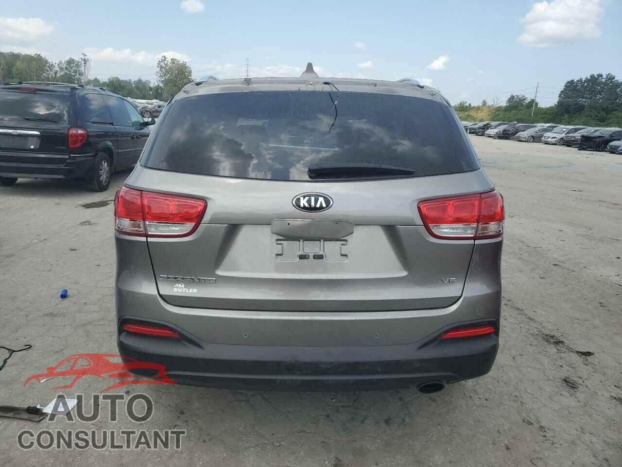 KIA SORENTO 2016 - 5XYPGDA58GG092829