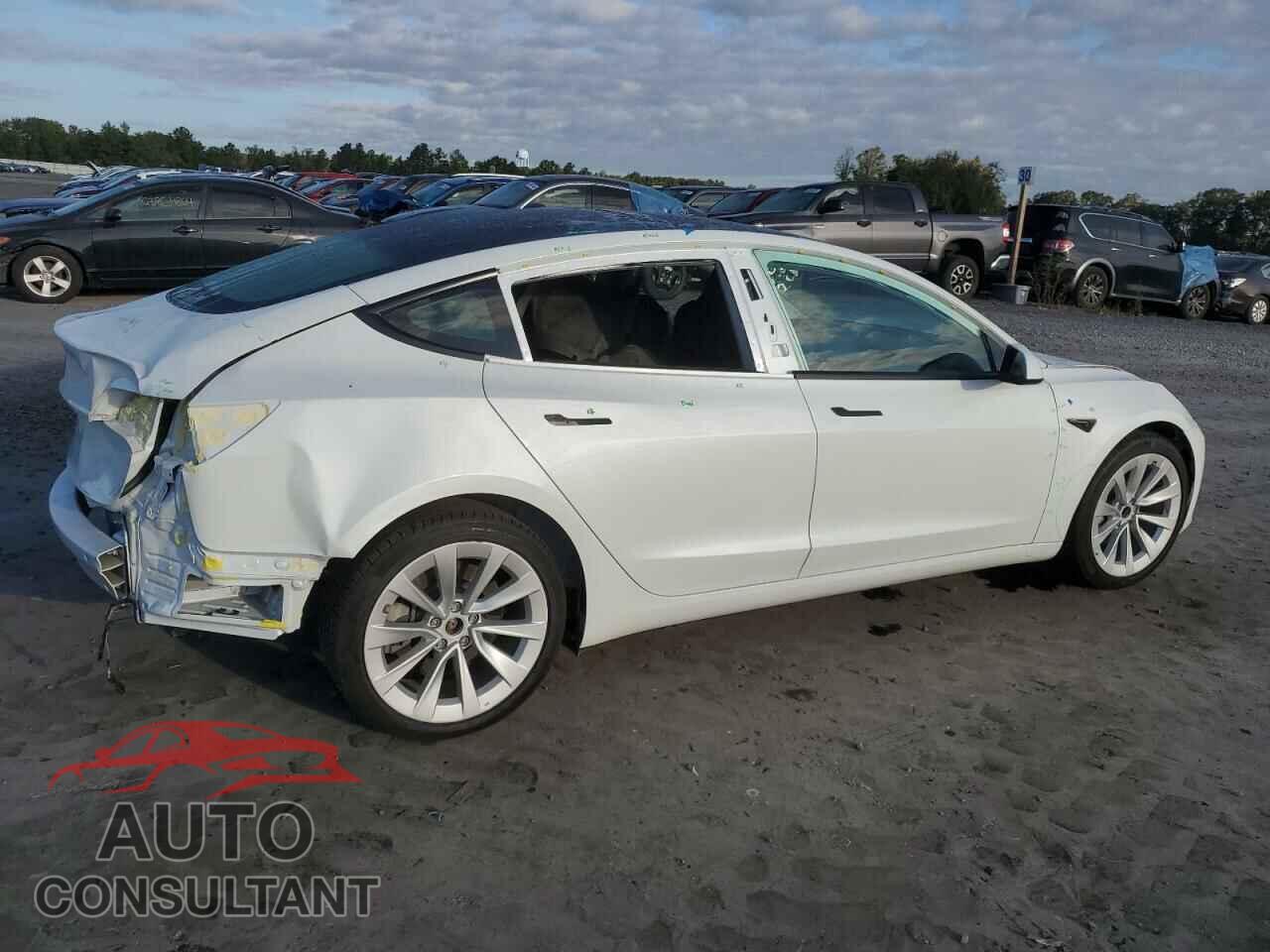 TESLA MODEL 3 2023 - 5YJ3E1EA8PF449783