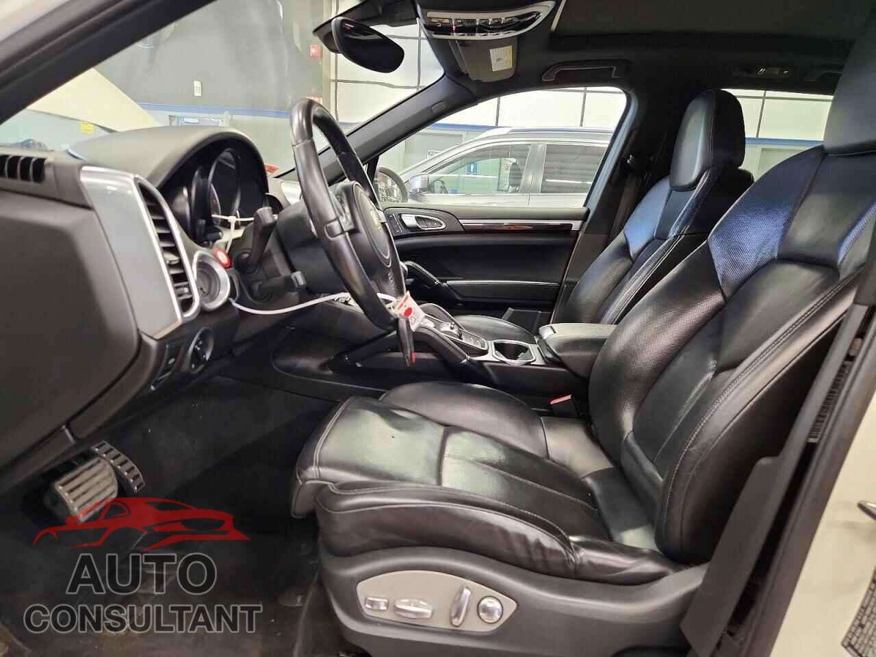 PORSCHE CAYENNE 2012 - WP1AB2A23CLA44859