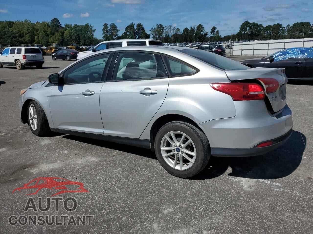 FORD FOCUS 2015 - 1FADP3F26FL376397