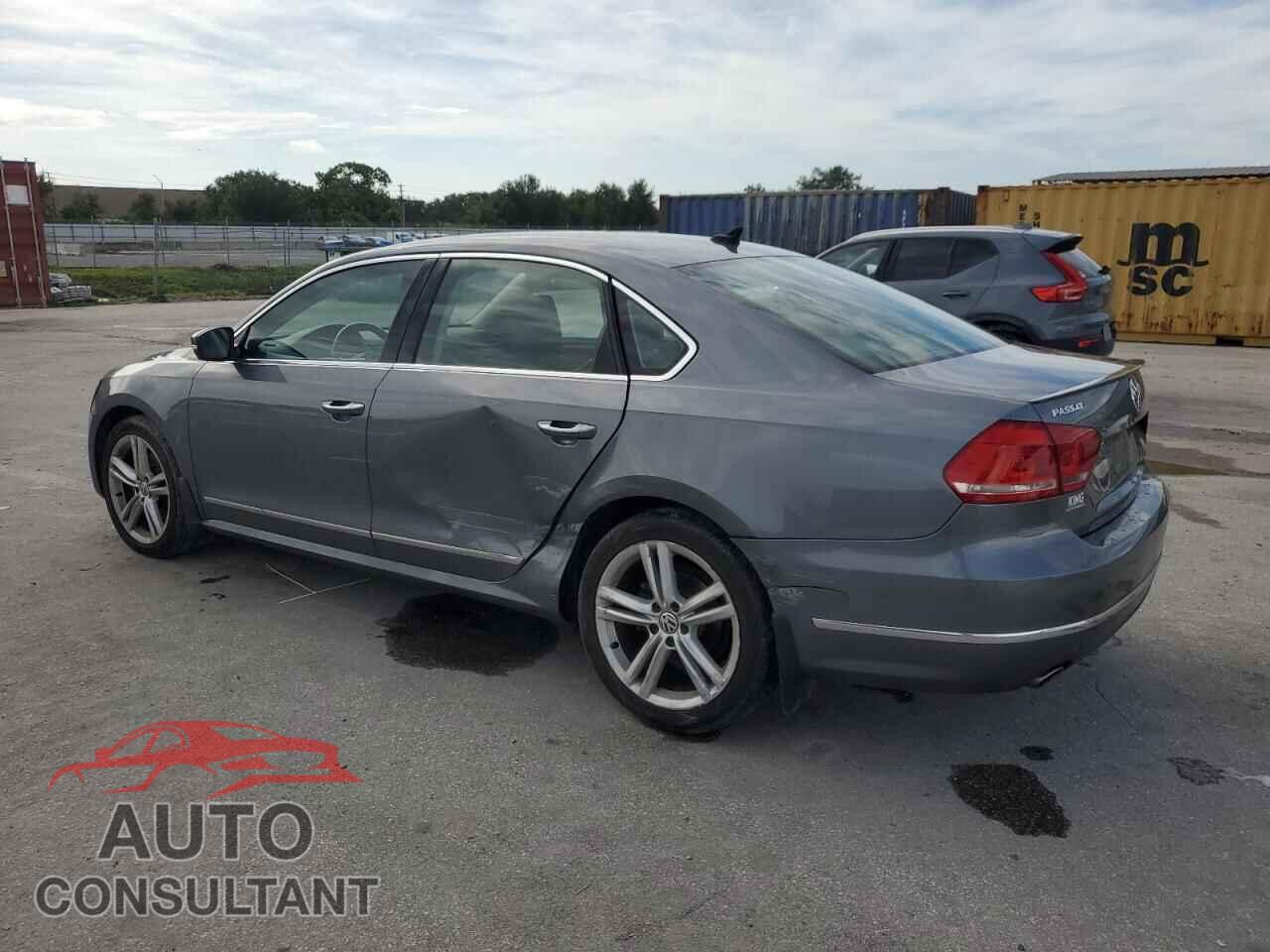 VOLKSWAGEN PASSAT 2013 - 1VWCN7A32DC135188