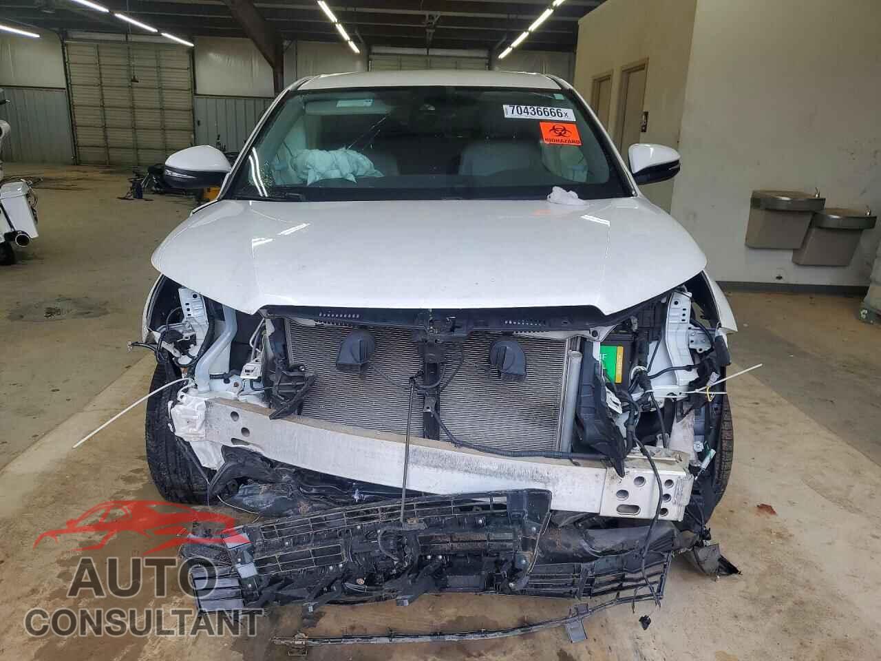 TOYOTA HIGHLANDER 2018 - 5TDBZRFH1JS812325